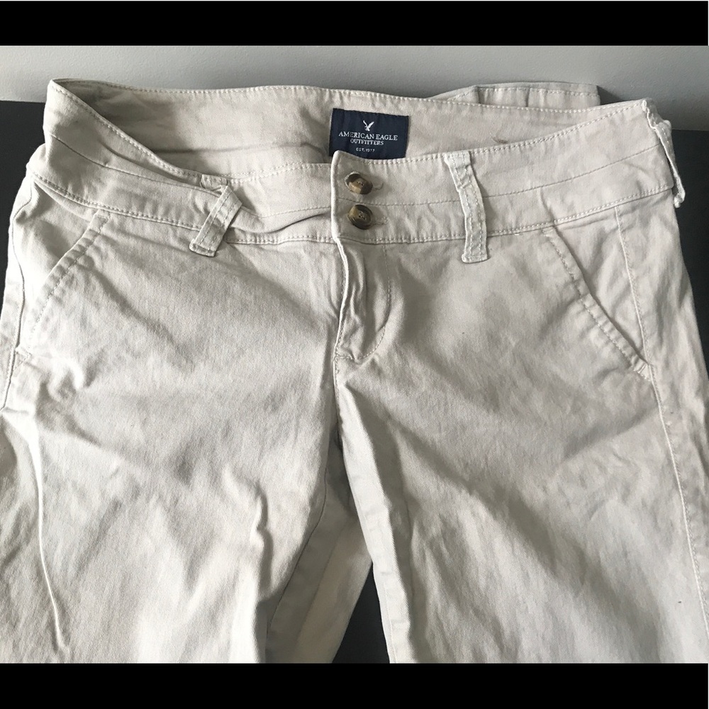 Cream American Eagle Khakis-Skinny Stretch